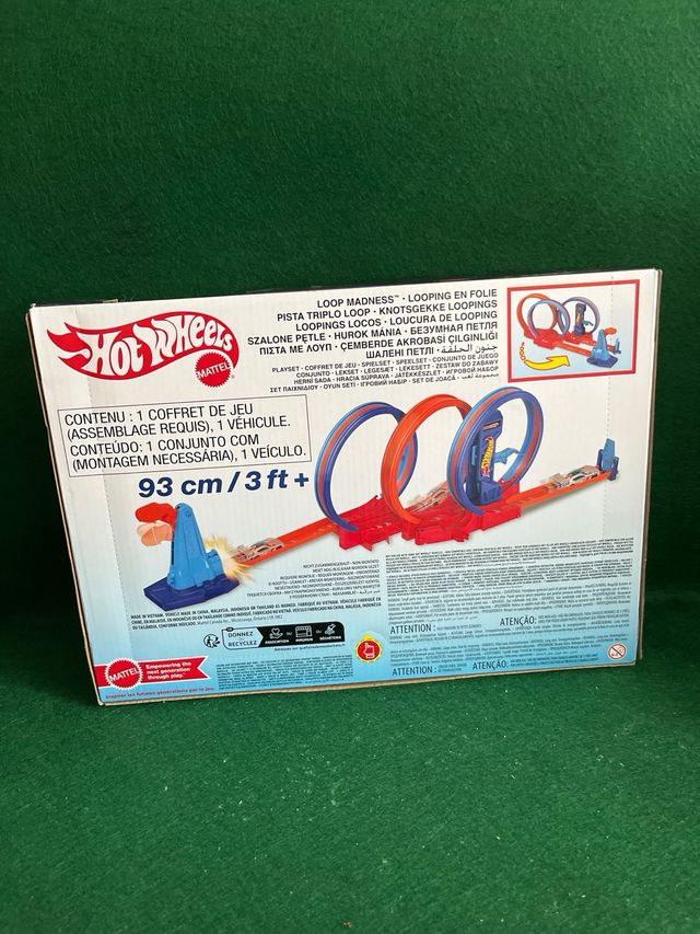 Hot Wheels Ultra Hots 