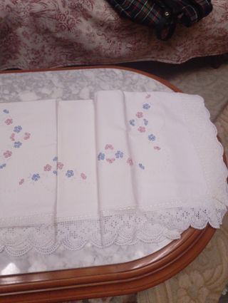 Juego de Cama Bordado a Máquina