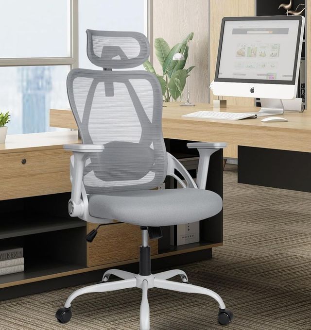 Silla oficina ergonómica gris-blanca (6302)