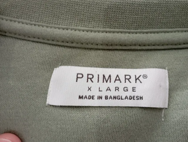 Sudadera. Primark. Talla XL.