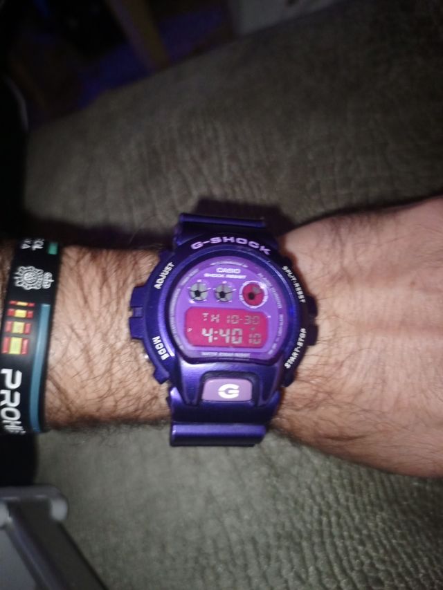 Reloj Casio G-Shock Morado edición limitada 