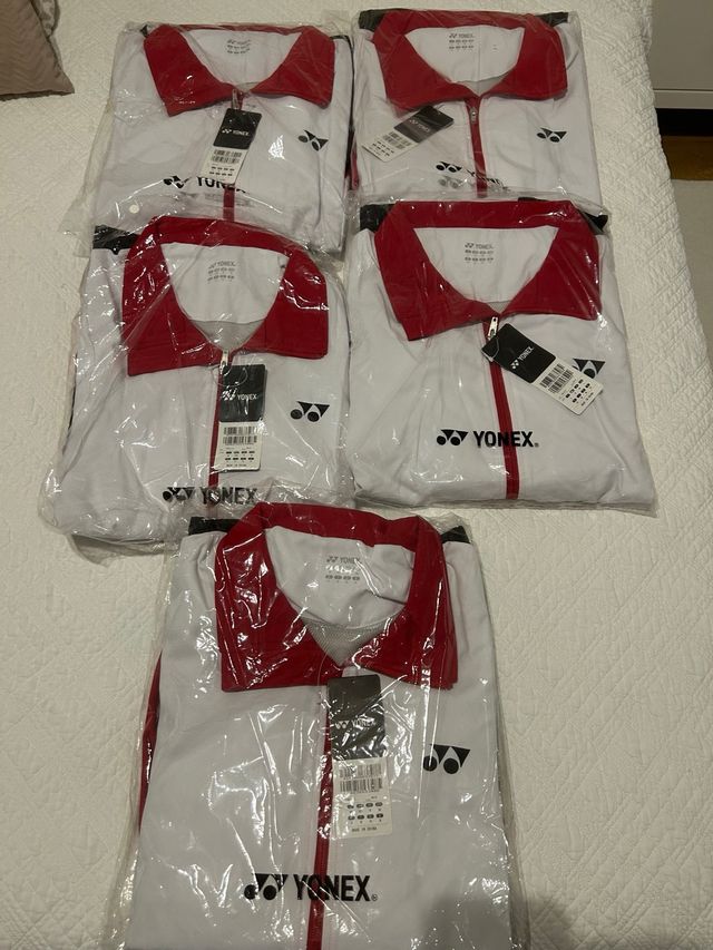 Conjunto deportivo Yonex