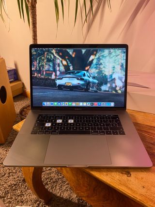 MacBook Pro 15” Plata