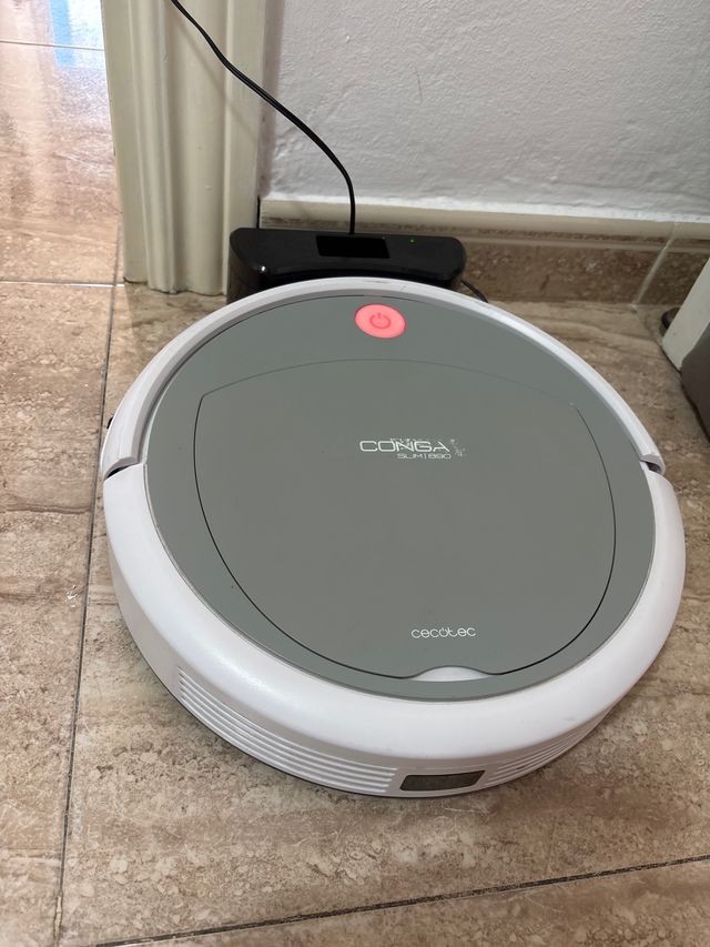 Aspirador Robot Conga Slim 890