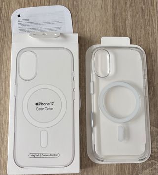 Funda MagSafe iPhone 17 Transparente
