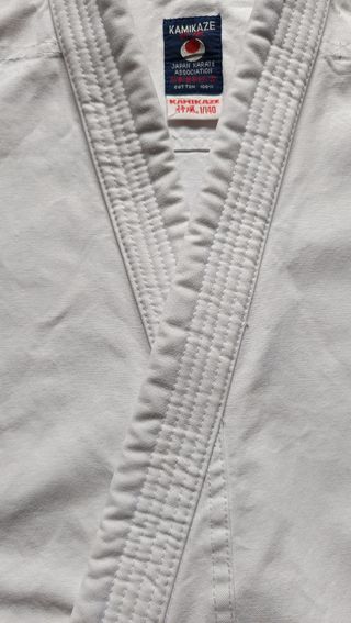 Karategui kimono karate Kamikaze 140cm