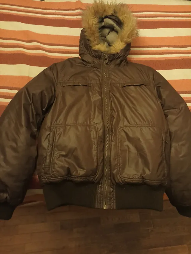 Giubbotto invernale trapuntato marrone