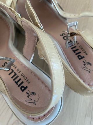 Sandalias Pitillos Beige y Doradas