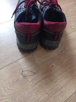 Botas de trabajo BELLOTA. Casi sin usar