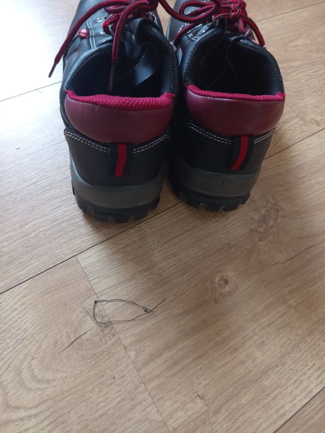 Botas de trabajo BELLOTA. Casi sin usar