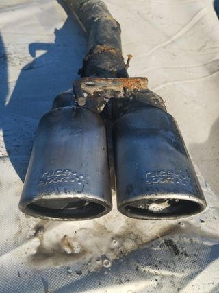 Cola de escape doble Race Sport