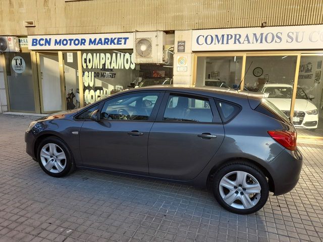 Opel Astra 1.6 Selective