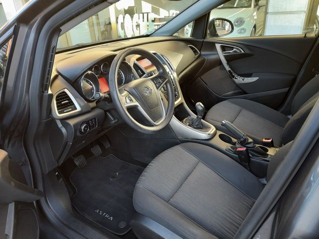 Opel Astra 1.6 Selective