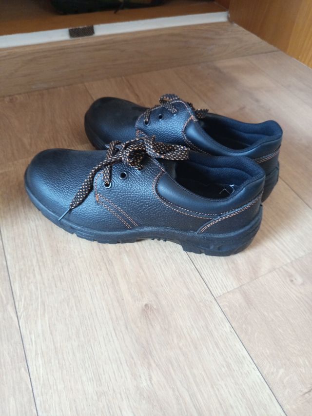 Botas de trabajo negras