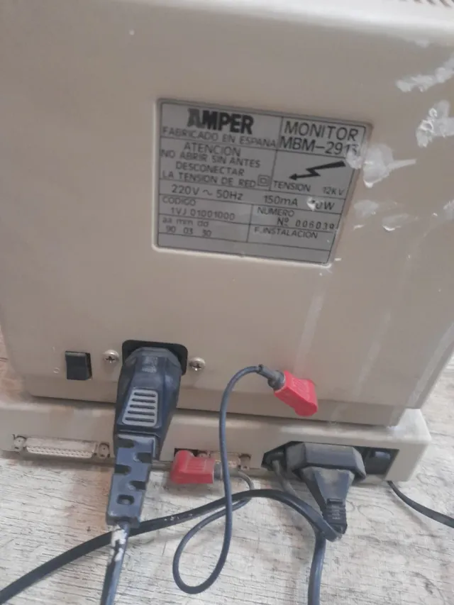 Fax Antiguo con Monitor.  pequeño tamaño