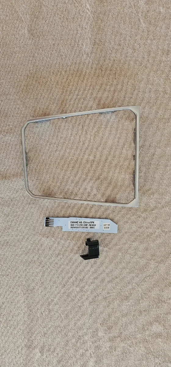 Marco plateado y placa electronica luces DSG