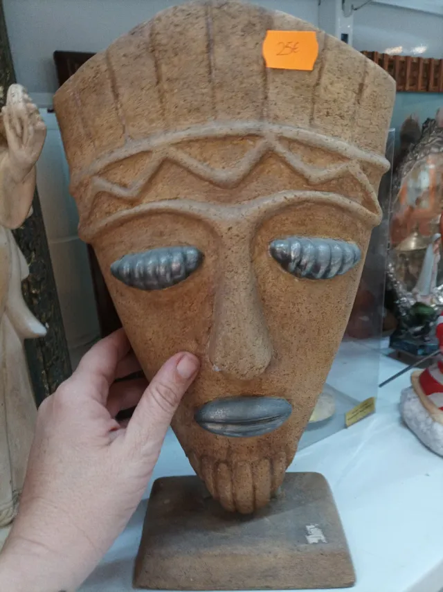 Figura decorativa original