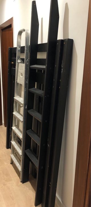 Cama Alta IKEA Stora Madera Negra