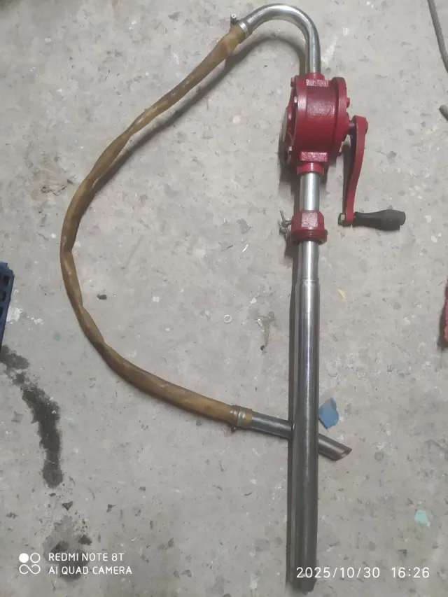 Bomba manual para bidones