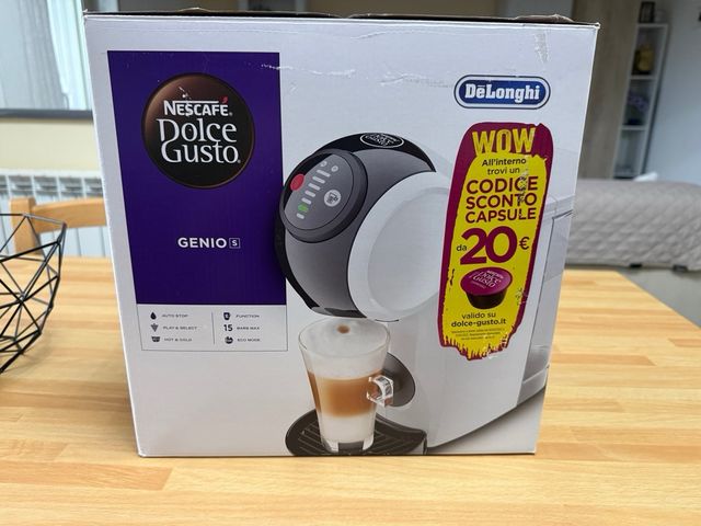 Macchina Caffè Nescafè Genio S