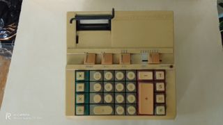 Calcolatrice Olivetti Divisumma 33