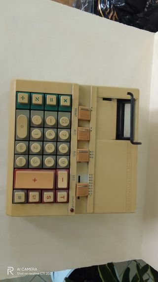 Calcolatrice Olivetti Divisumma 33