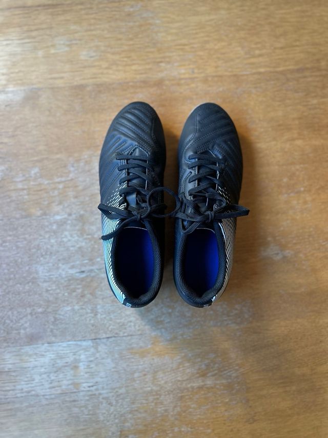 Zapatillas fútbol Kipsta Negras