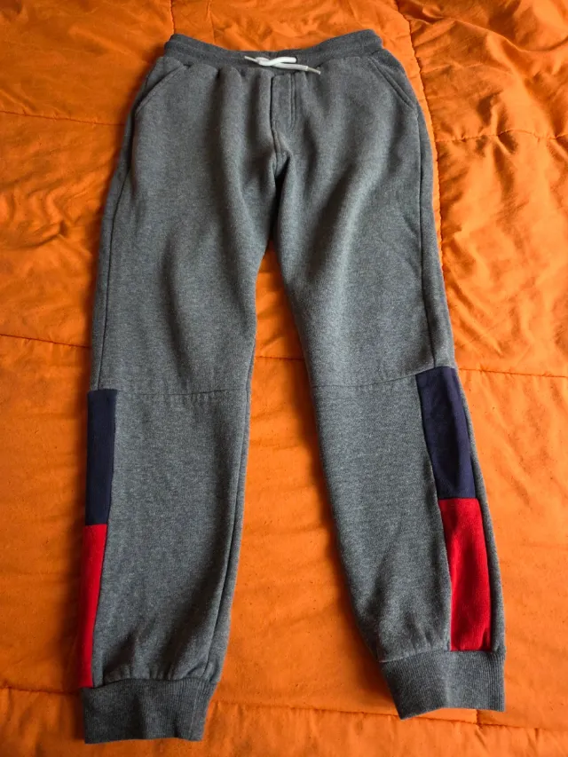 Pantalón deportivo niño talla 12 años (152cm)