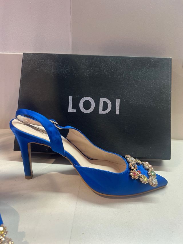Zapatos Lodi Talla 39 Pedrería Azul