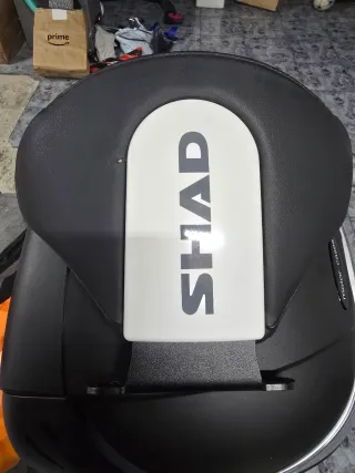 Respaldo Shad más soporte honda pcx