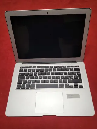 Apple MacBook Air 13 128GB Argento