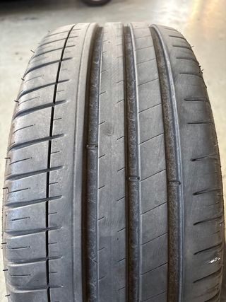 Michelin Pilot Sport 3 215/45R16 90V
