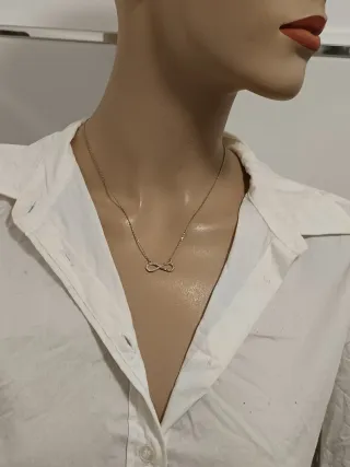 Cadena de plata de ley con infinito