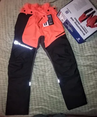 Chaqueta y Pantalón Husqvarna a estrenar Talla XL
