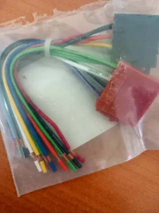 Cavetto di montaggio autoradio