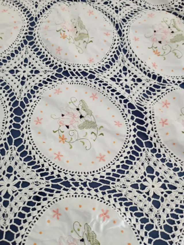 Colcha Cama Grande Bordada