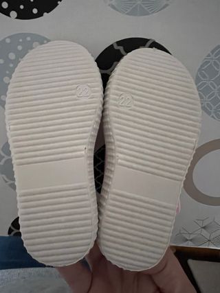 Zapatillas Niña talla 22