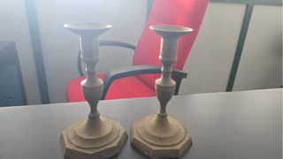 Candelabros antiguos de latón caja entera