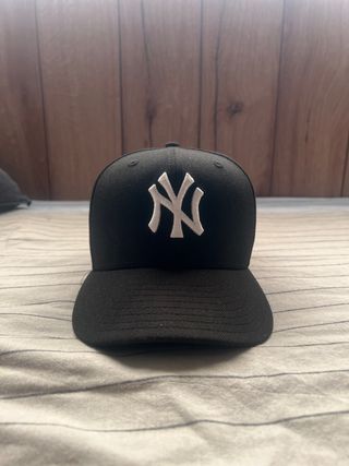 Gorra New Era 59FIFTY NY Yankees Negra
Talla 7 1/2