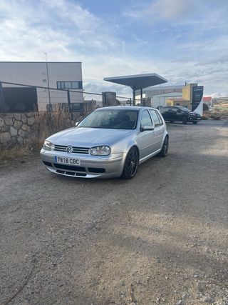 Volkswagen Golf 2003