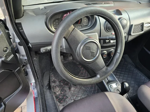 Coche sin carnet Ligier IXO