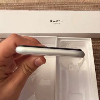 iPhone SE 2020 y Apple Watch S3