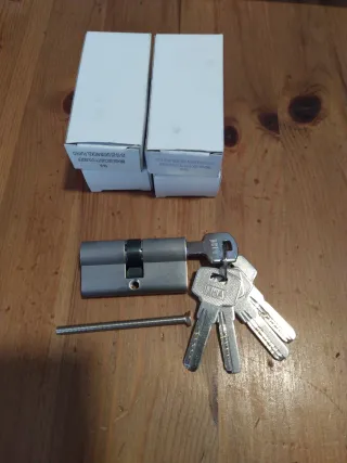 Cilindro Seguridad Latón Níquel 25-10-25