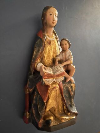 Virgen con Niño Réplica Gótica