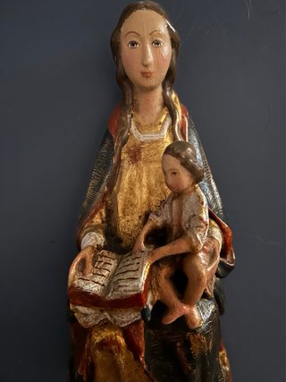 Virgen con Niño Réplica Gótica