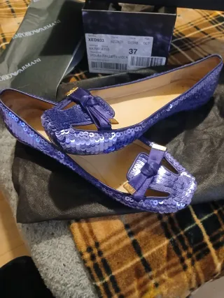 Manoletinas Armani Paillettes Morado Talla 37