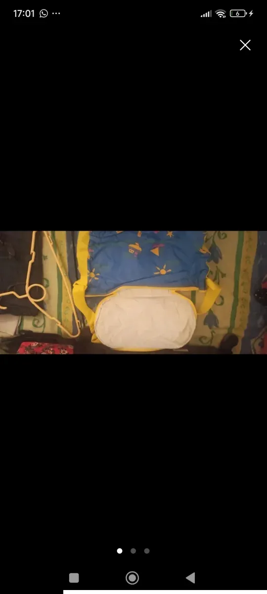 Nevera picnic azul y amarilla