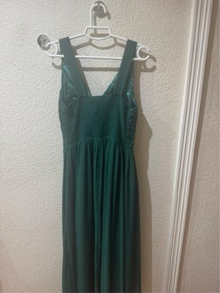 Vestido de fiesta verde con pedrería
talla XL/xxl