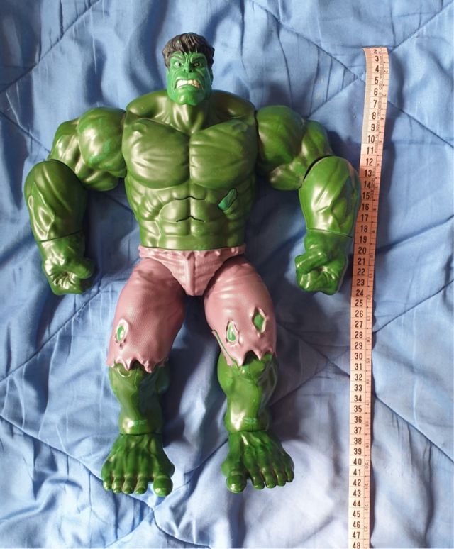 Figura Hulk parlante