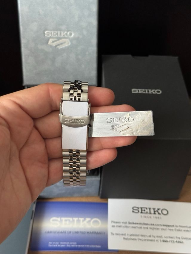 Seiko 5 Sports GMT Blanco